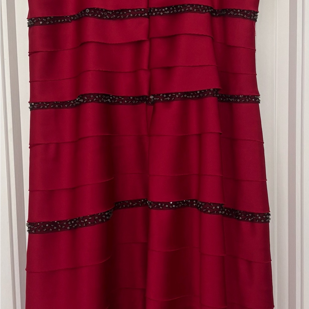 Elegant Red Tiered Cocktail Dress